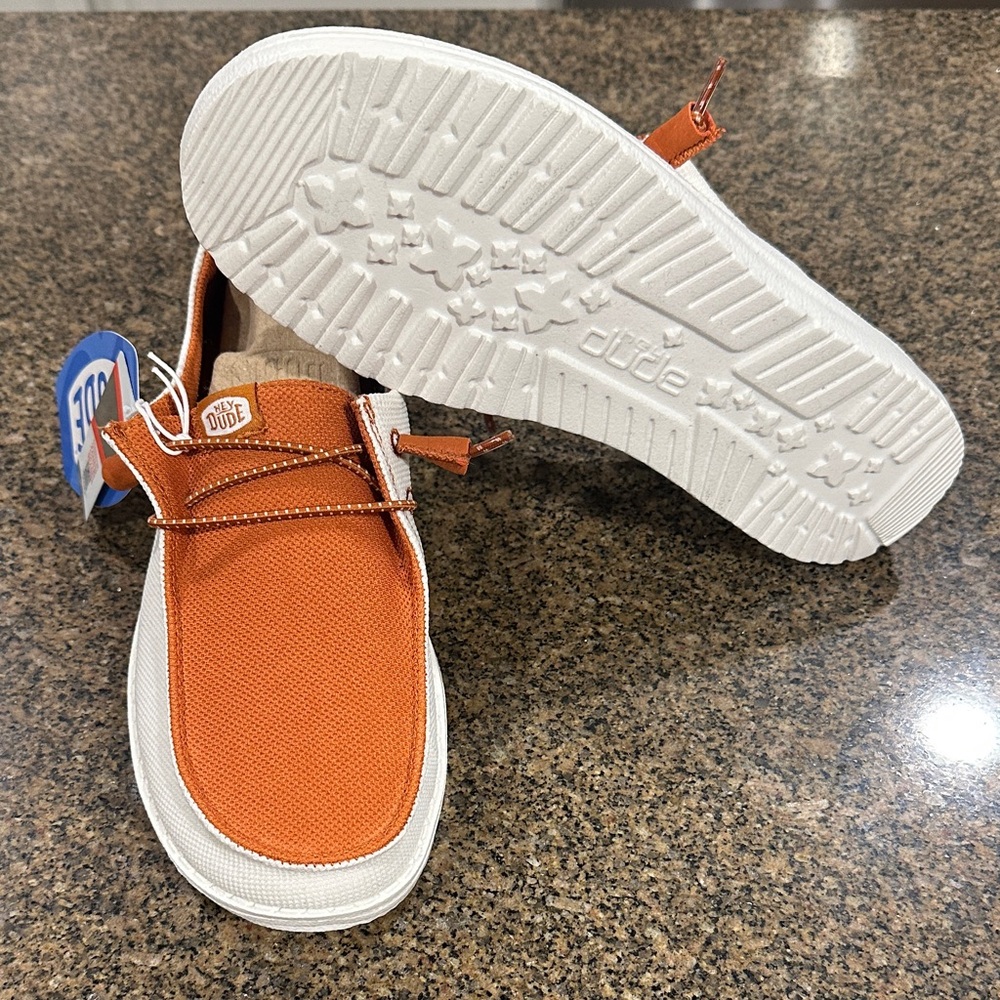 Hey Dude Texas Longhorn shoes - Picture 3 of 8